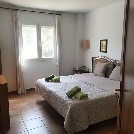 By The Sea; With A Private Garden Appartement *