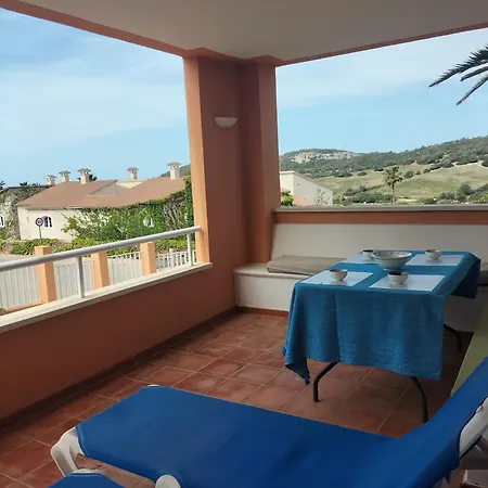 By The Sea; With A Private Garden Appartement Son Bou